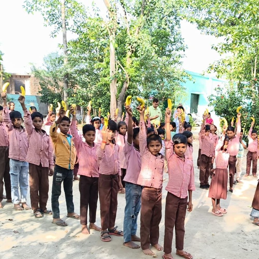 कन्नौज में तेज गर्मी, स्कूलों का समय बदला:कक्षा 8 तक के विद्यालय अब सुबह 7 से दोपहर 12 बजे तक खुलेंगे; येलो अलर्ट जारी