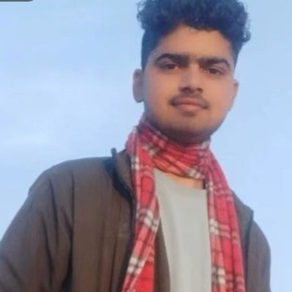 हरदोई में सड़क हादसे में युवक की मौत:तिलक समारोह जाते समय बोलेरो ने मारी टक्कर, दो दोस्त घायल