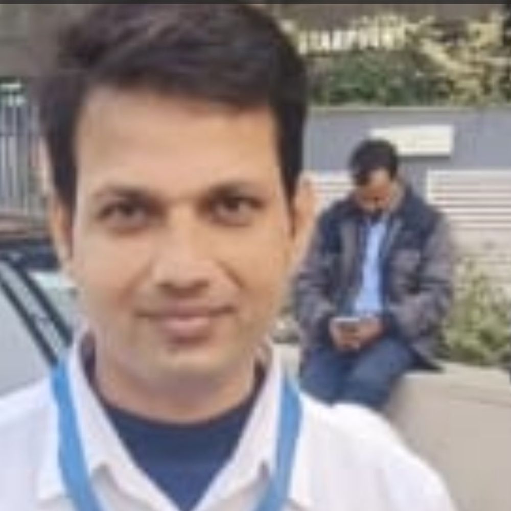 हाथरस में सड़क हादसे में युवक की मौत:आगरा रोड पर हादसा, बाइक से ससुराल जाते समय डंपर ने टक्कर मारी