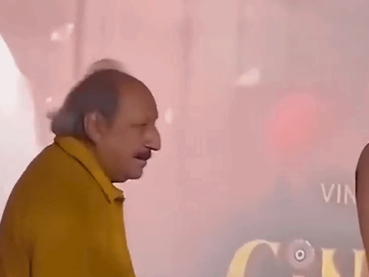 इवेंट में इग्नोर होने पर आया सीनियर एक्टर का रिएक्शन:  कहा- ऐसा कुछ नहीं हुआ, मुझे वहां से जल्दी निकलना था; वीडियो में मंच के पीछे से उतरते दिखे थे