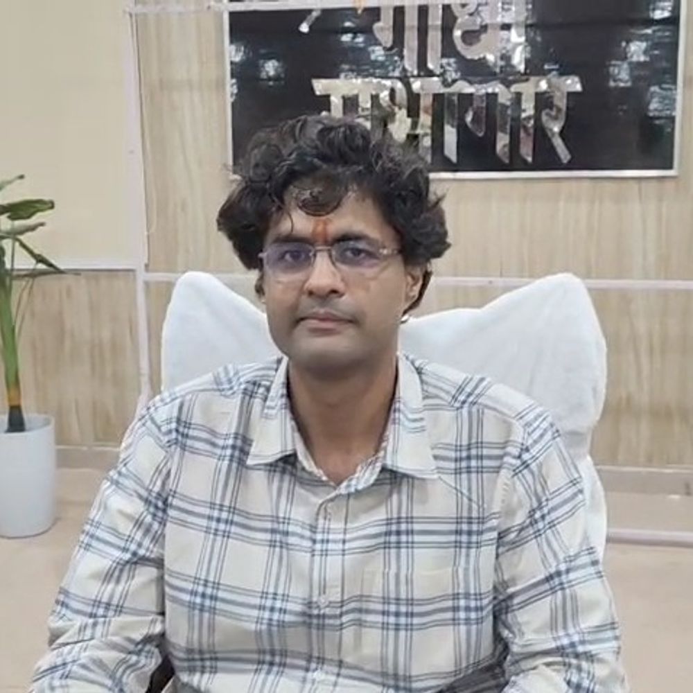 नितिन गौड़ ने संभाला अमरोहा जिलाधिकारी का कार्यभार:विकास योजनाओं और जनसमस्याओं का निस्तारण सर्वोच्च प्राथमिकता