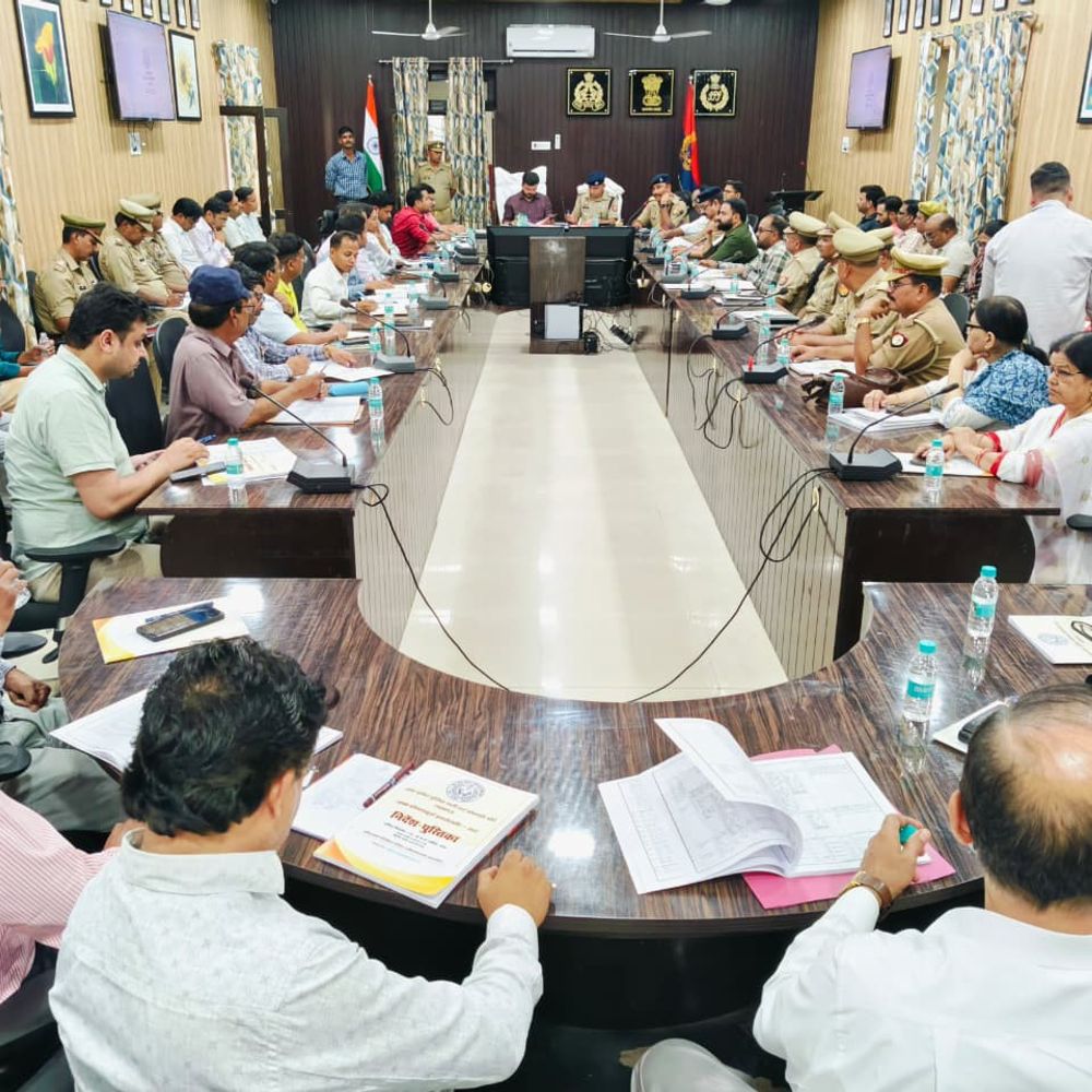 रामपुर में होमगार्ड परीक्षा को लेकर प्रशासन सख्त:डीएम-एसपी ने निष्पक्ष और नकलविहीन आयोजन के दिए निर्देश