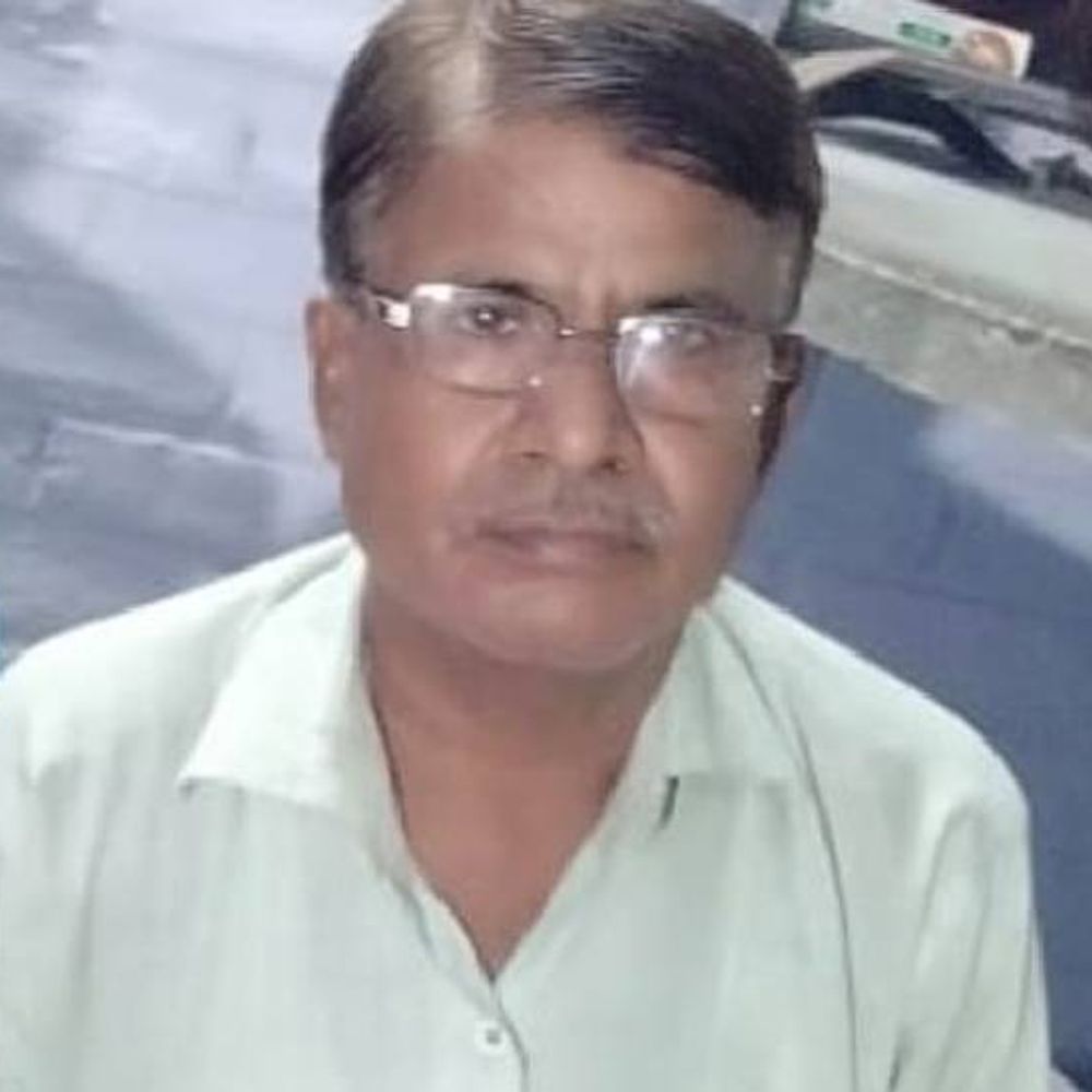 दूल्हे के चाचा को छोड़कर चल दी बस…गुस्से में सुसाइड:झांसी में बेटी-दामाद ने मनाकर बैठाया, विवाह घर से 100 मीटर दूर लगाई फांसी