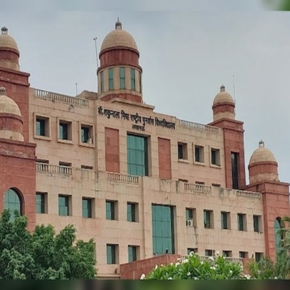 शकुंतला विश्वविद्यालय के 50 स्टूडेंट्स का कैंपस प्लेसमेंट:मैनेजमेंट स्टूडेंट्स को 8.50 लाख का पैकेज, TCS में भी मिली जॉब