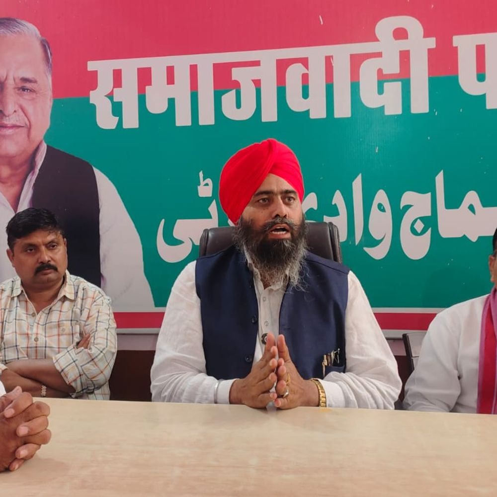 सिख सामाजिक न्याय यात्रा लखीमपुर पहुंची:पीडीए में सिख भागीदारी बढ़ाने और लंबित मांगें उठाईं