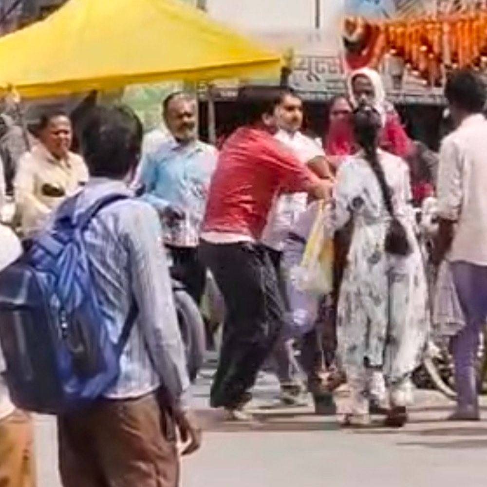 रायबरेली में दो समुदायों के बीच मारपीट:छुट्टे पैसे को लेकर विवाद, पुलिस ने दुकानदार को पकड़ा