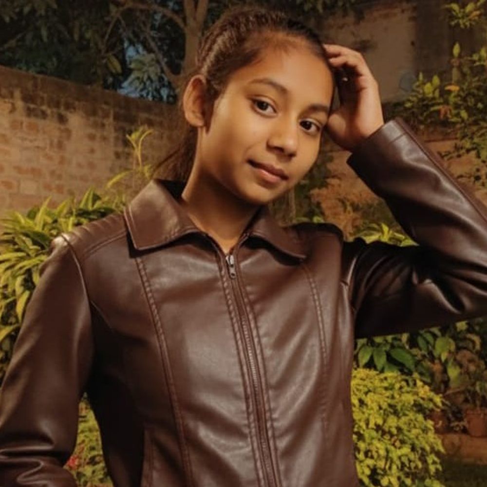 उन्नाव में युवती ने फंदा लगाकर की आत्महत्या:कमरे में लटका मिला शव, ग्रेजुएशन का थी छात्रा