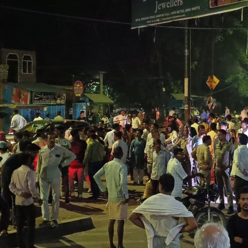 उन्नाव में युवती से छेड़छाड़, एक गिरफ्तार:बारात में शामिल युवकों पर आरोप, हंगामा काटा