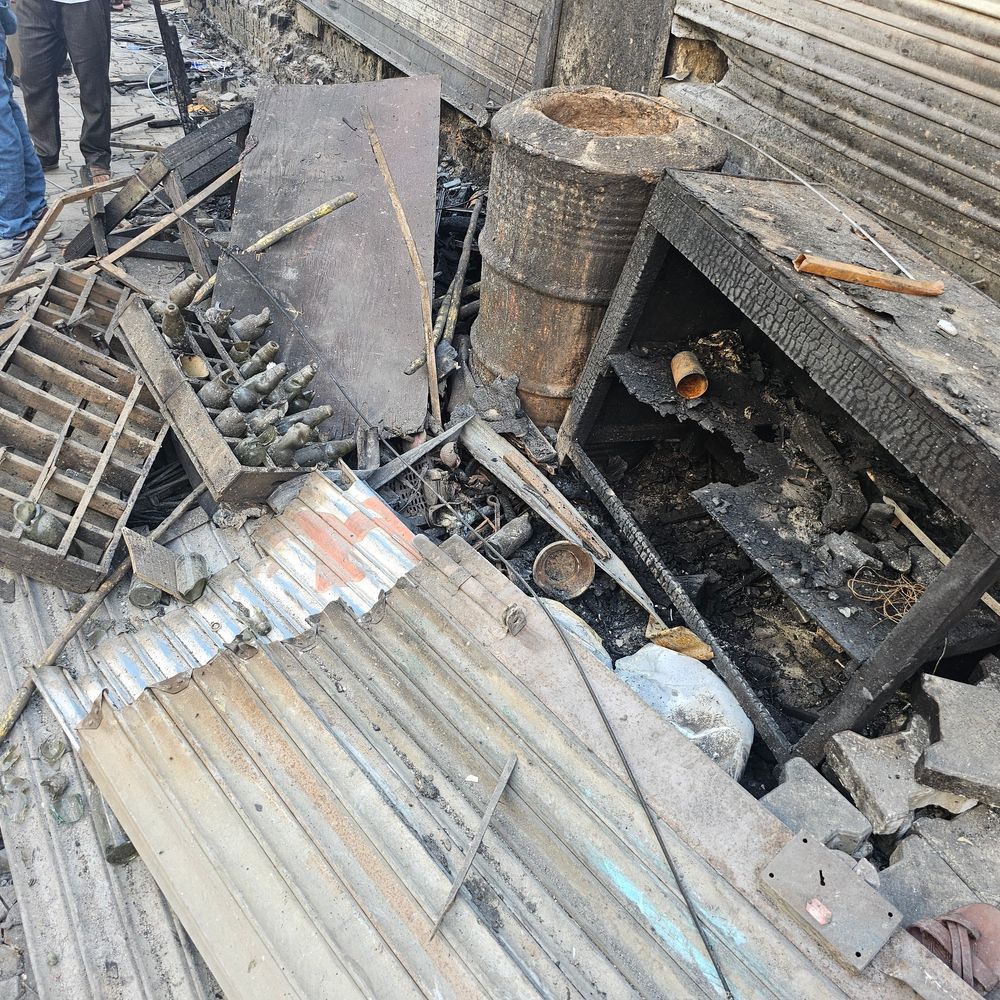 अबोहर में ब्लास्ट, चार महिलाओं समेत पांच घायल:  4 दुकानें-एक घर क्षतिग्रस्त, दुकान में लगे जनरेटर का पिस्टन फटने से हादसे की आशंका – Abohar News