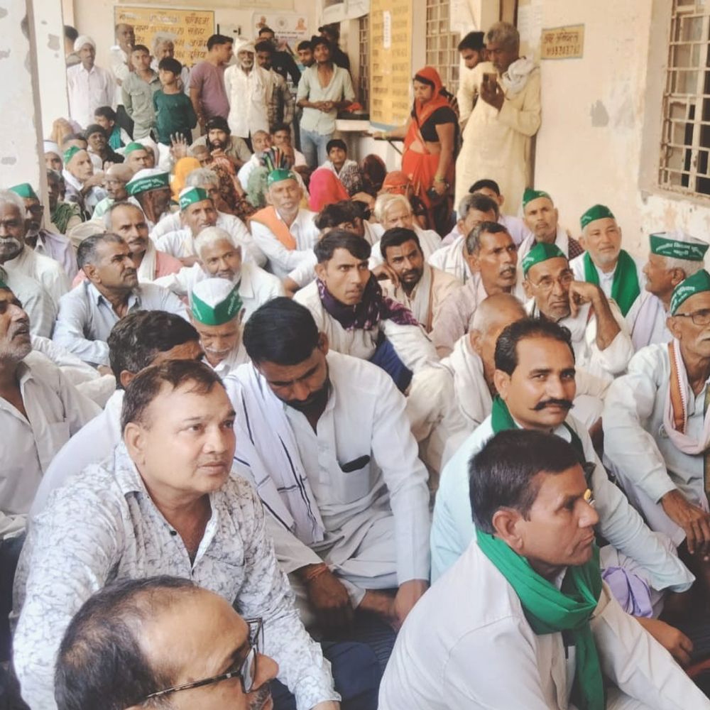 मथुरा में स्मार्ट मीटर का विरोध:भाकियू चढूनी ने दतिया बिजली घर पर किया प्रदर्शन