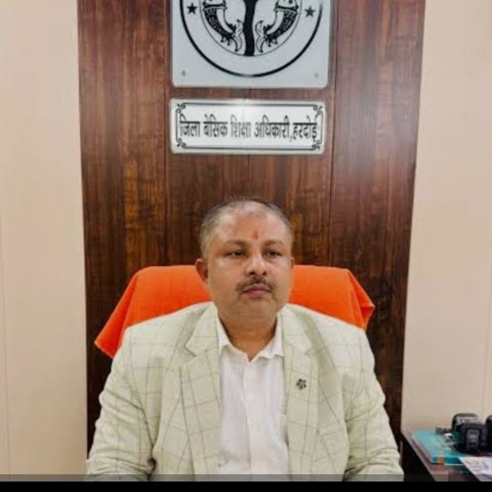 हरदोई एडेड जूनियर स्कूलों में शिक्षकों की तैनाती शुरू:44 विद्यालयों में गणित-विज्ञान शिक्षकों से सुधरेगी पढ़ाई, नया सत्र होगा बेहतर