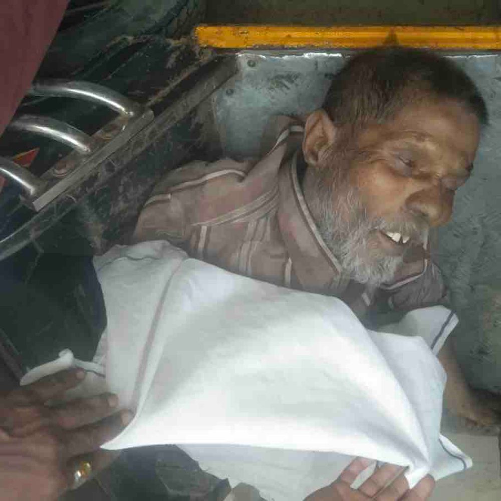 कानपुर में मिला शव, अब तक शिनाख्त नहीं हुई:पुलिस सीसीटीवी फुटेज खंगाल रही, पहचान में जुटी