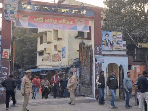 शिवपुर के चर्चित दहेज-हत्याकांड में आरोपी जेठ की जमानत खारिज:  पापा की प्रिंसेस हसबैंड की क्वीन नहीं बन सकी…लिखकर फंदे पर लटकी थी युवती – Varanasi News