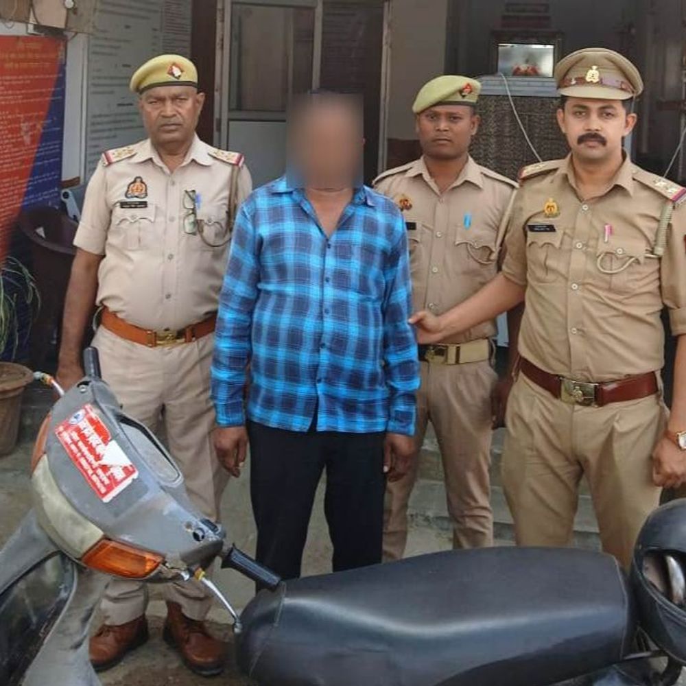 लखनऊ में 5 साल की बच्ची से छेड़छाड़:56 साल का आदमी घुमाने के बहाने स्कूटी से ले गया, सुनसान जगह पर की गंदी हरकत