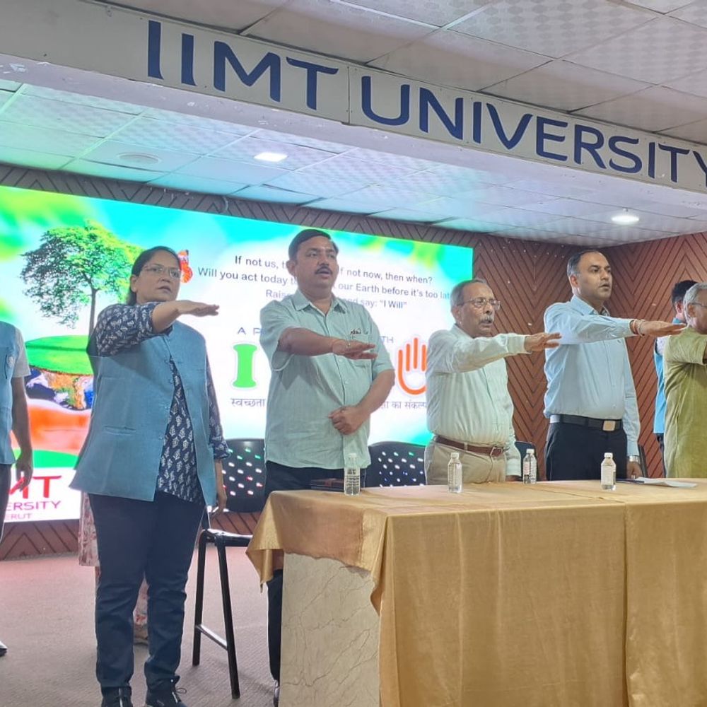 पृथ्वी दिवस पर “धरती संवाद” में गूंजा संरक्षण का संकल्प:द ग्रोइंग पीपल द्वारा आयोजित कार्यक्रम में 300 से ज़्यादा छात्रों ने ली पर्यावरण संरक्षण की शपथ