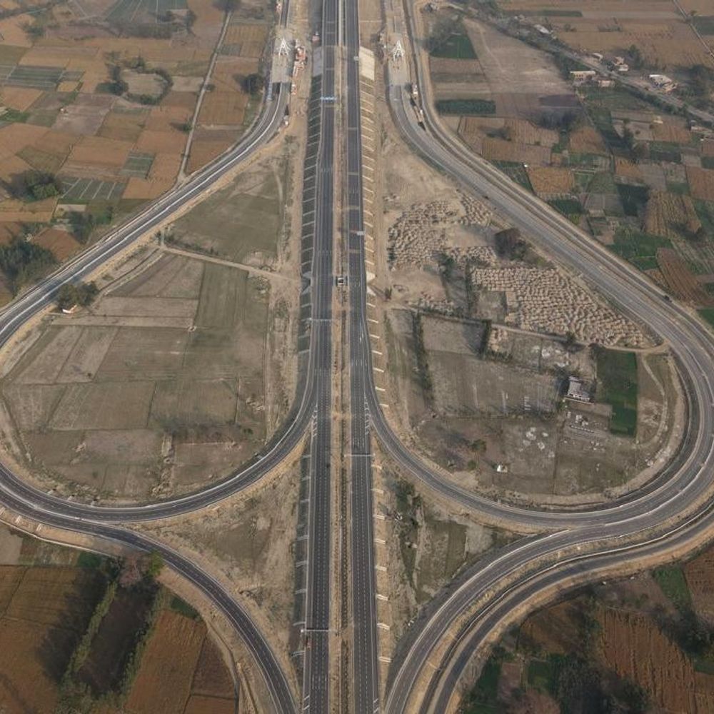 गांवों में लॉजिस्टिक्स, रियल एस्टेट और रोजगार की नई राह:गंगा एक्सप्रेस-वे से तीर्थ सर्किट हुआ मजबूत, कई धार्मिक स्थल होंगे कनेक्ट