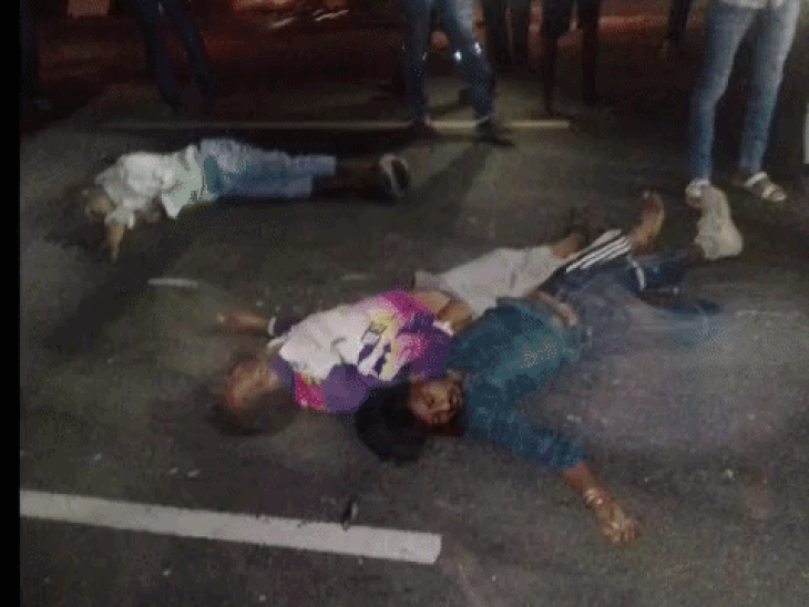 रॉन्ग साइड से आए ट्रैक्टर ने 3 युवकों को कुचला:  तीनों की दर्दनाक मौत, रॉन्ग साइड में तेज स्पीड से लाया ट्रैक्टर, उदयपुर-अहमदाबाद NH पर हादसा – Udaipur News