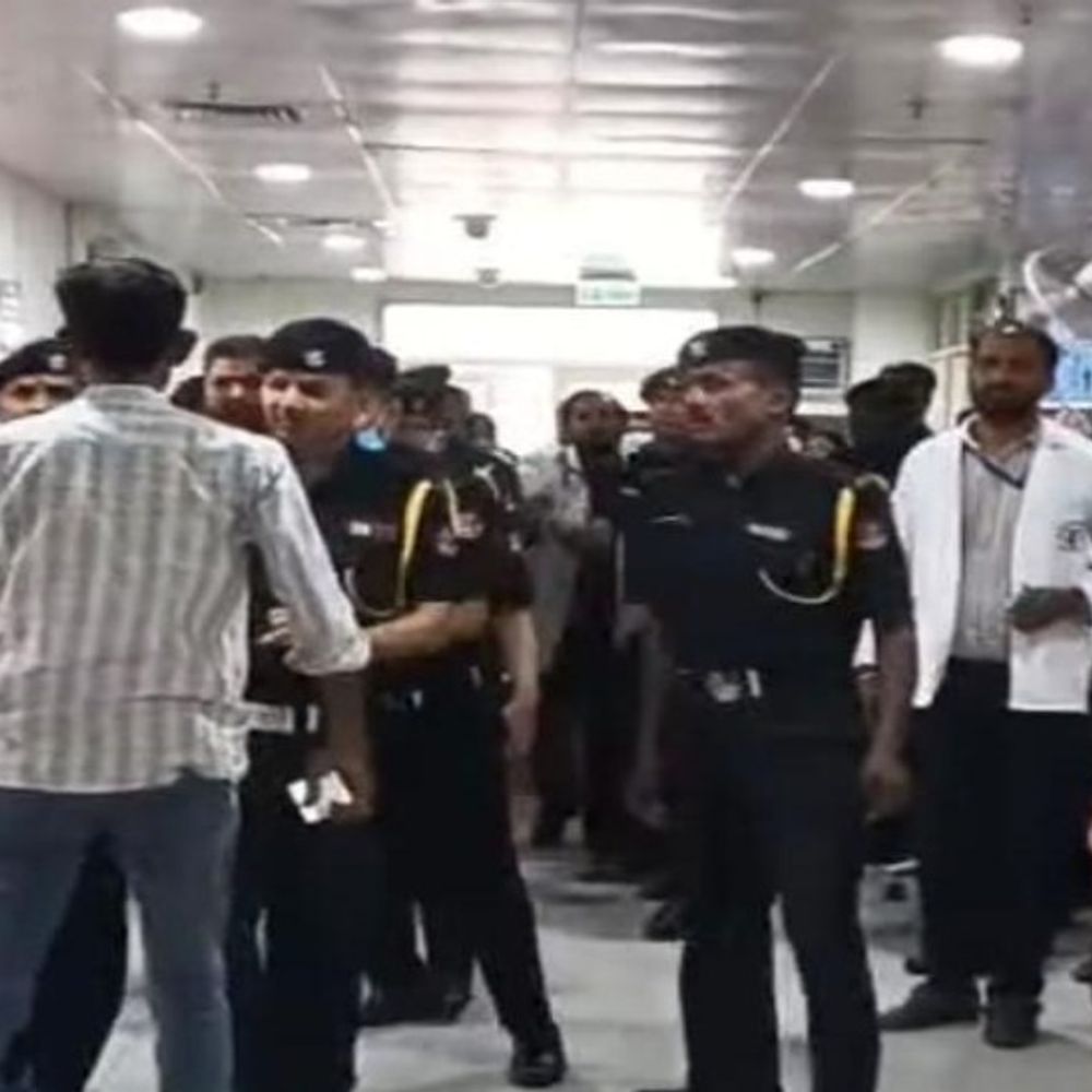 SGPGI में युवक की मौत के बाद हंगामा:सुरक्षा कर्मियों पर धक्का-मुक्की का आरोप,वीडियो सोशल मीडिया पर वायरल