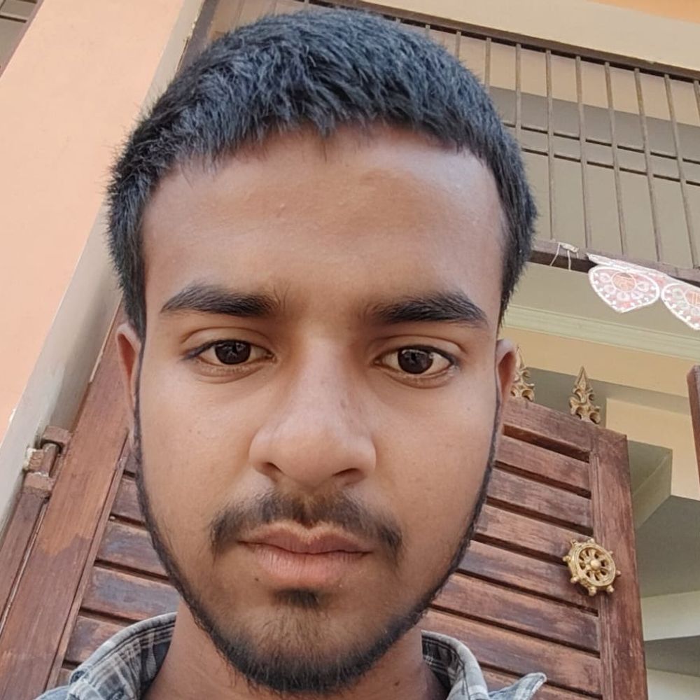 लखनऊ में पशुबाड़े में फंदे से लटका मिला किशोर शव:घर न लौटने पर परिजन ढूंढते पहुंचे तो खुला राज