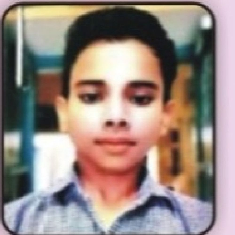 झांसी के ऋषभ साहू ने पाया यूपी में तीसरा स्थान:97.33 प्रतिशत अंक लाकर रचा इतिहास, दसवीं का रिजल्ट घोषित