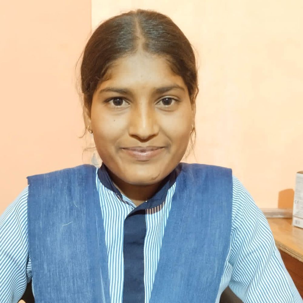 रामपुर में इंटरमीडिएट में सेजल आर्या बनीं टॉपर:छात्राओं का टॉप-5 में दबदबा, दूसरे स्थान पर मंतशा रही