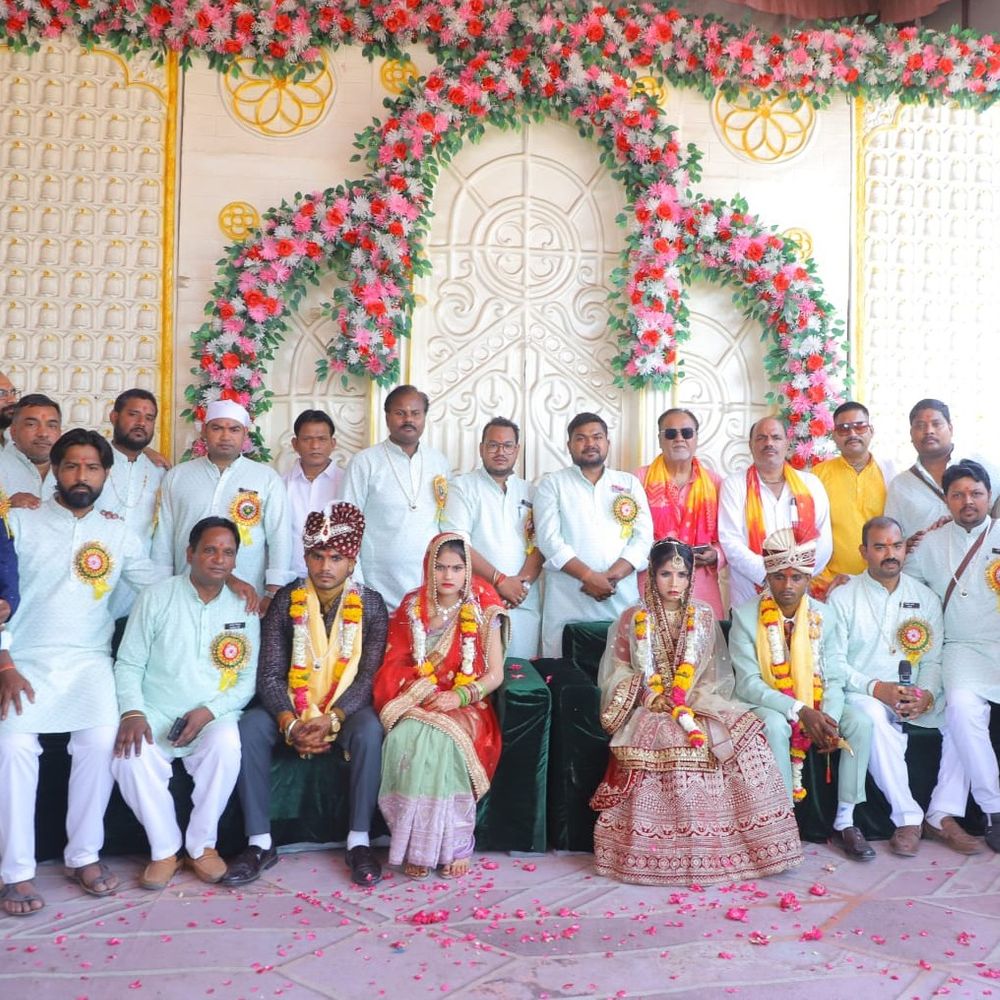 श्री जी सरकार मित्र मंडल ने कराया सामूहिक विवाह:संगठन के वार्षिक उत्सव पर हुआ कार्यक्रम, हर साल होता है कीर्तन का आयोजन