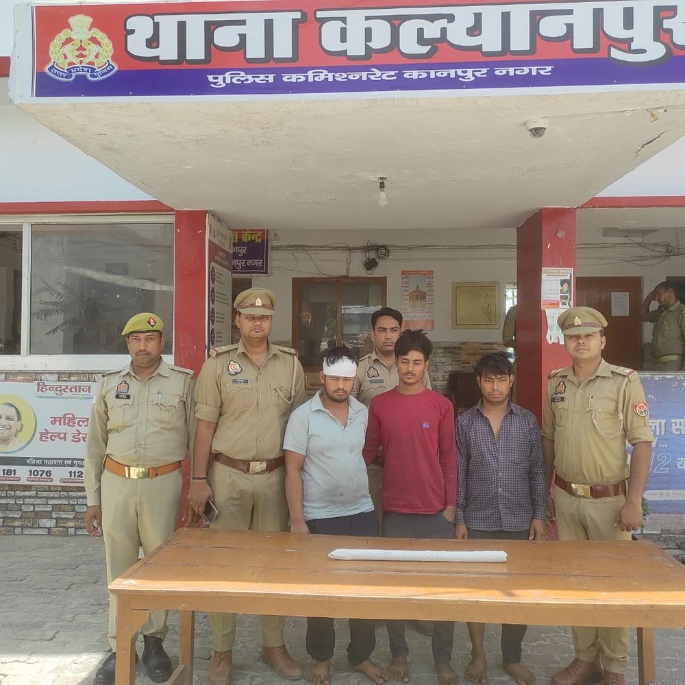 शव पहुंचने पर परिजनों का थाने के बाहर हंगामा:कल्याणपुर पुलिस ने शांत कराया, चार गिरफ्तार; अन्य आरोपियों की तलाश जारी