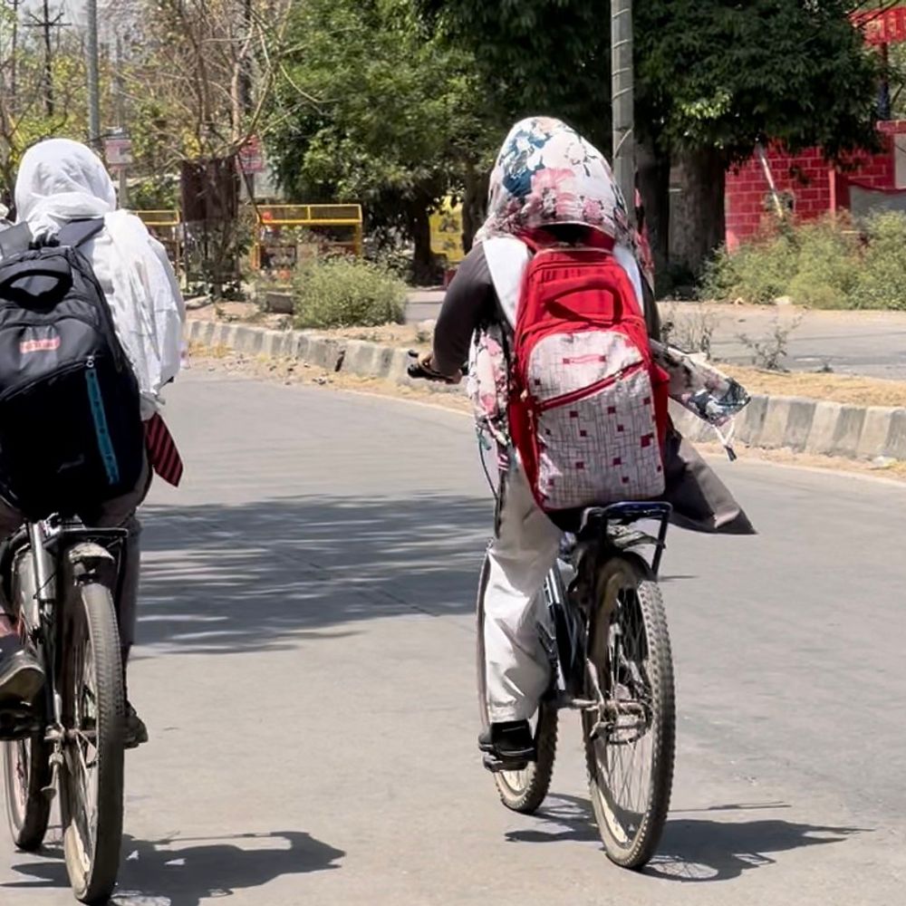 गोंडा का तापमान 41 डिग्री सेल्सियस पहुंचा:भीषण गर्मी से लोग परेशान, हीटवेव अलर्ट, 43.2°C तक पहुंचने का अनुमान