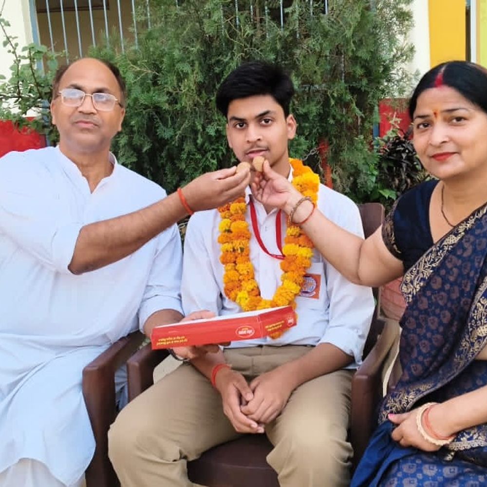 अर्जित गुप्ता ने हाईस्कूल में किया जिला टॉप:95.33% अंक के साथ हासिल की सफलता, इंजीनियर बनकर करेंगे समाज सेवा