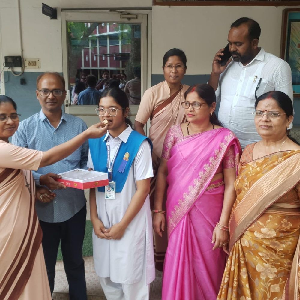 सान्वी गुप्ता ने इंटरमीडिएट में किया जिला टॉप:टॉप-10 में छात्राओं का दबदबा, 93.80% अंक प्राप्त किए