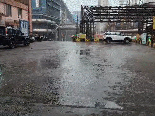 कल से लू का अलर्ट, 3° बढ़ेगा तापमान:गर्मी के चलते व्यापमं परीक्षाओं का समय बदला; जगदलपुर में बारिश के साथ ओले गिरे