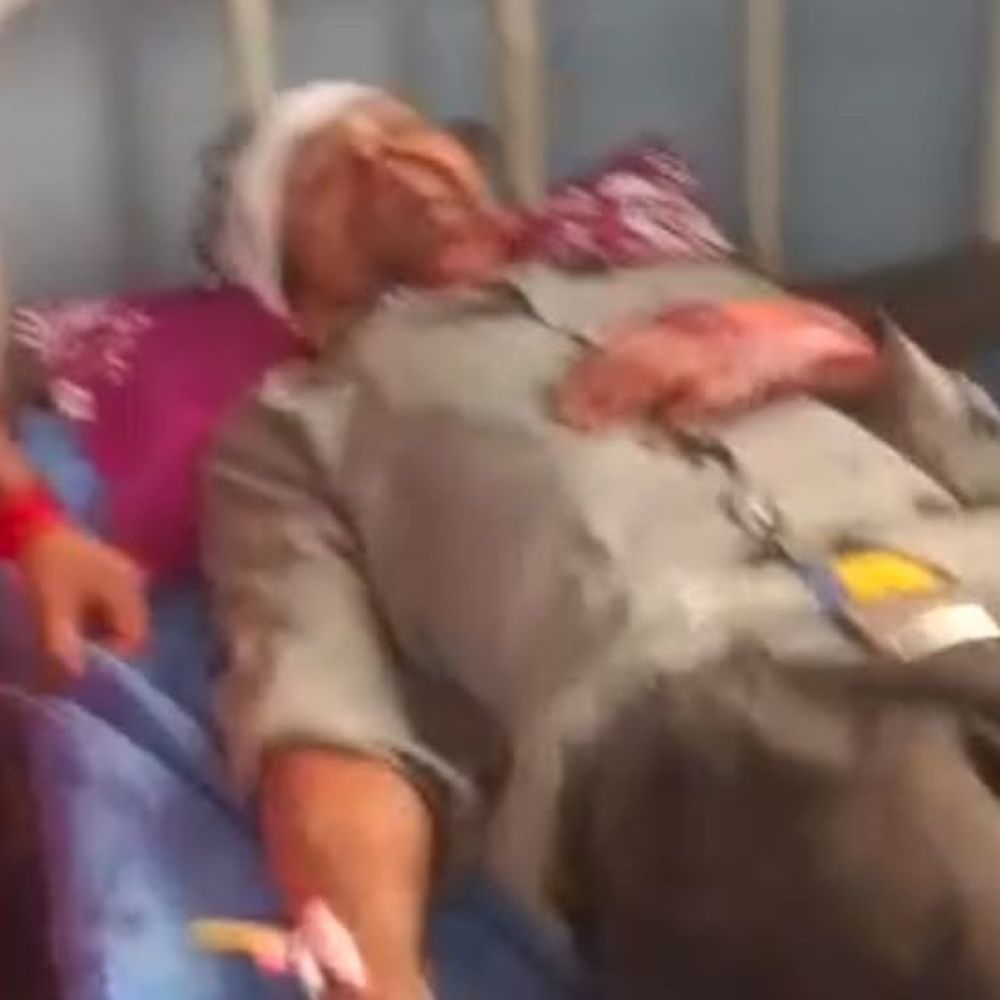 नेपाल में तीर्थयात्रियों की जीप खाई में गिरी:मासूम समेत 2 की मौत, 7 की हालत गंभीर; महराजगंज के भारतीय तीर्थयात्री स्वर्गद्वारी जा रहे थे