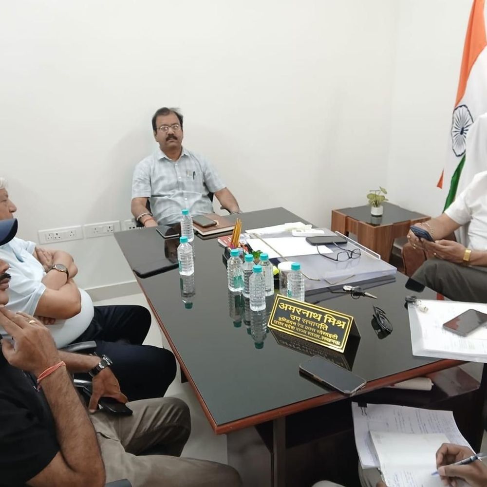 लखनऊ में बिजली कटौती पर सहमति:विभाग बिना सूचना बिजली नहीं काटेगा, संयुक्त ग्रुप बना