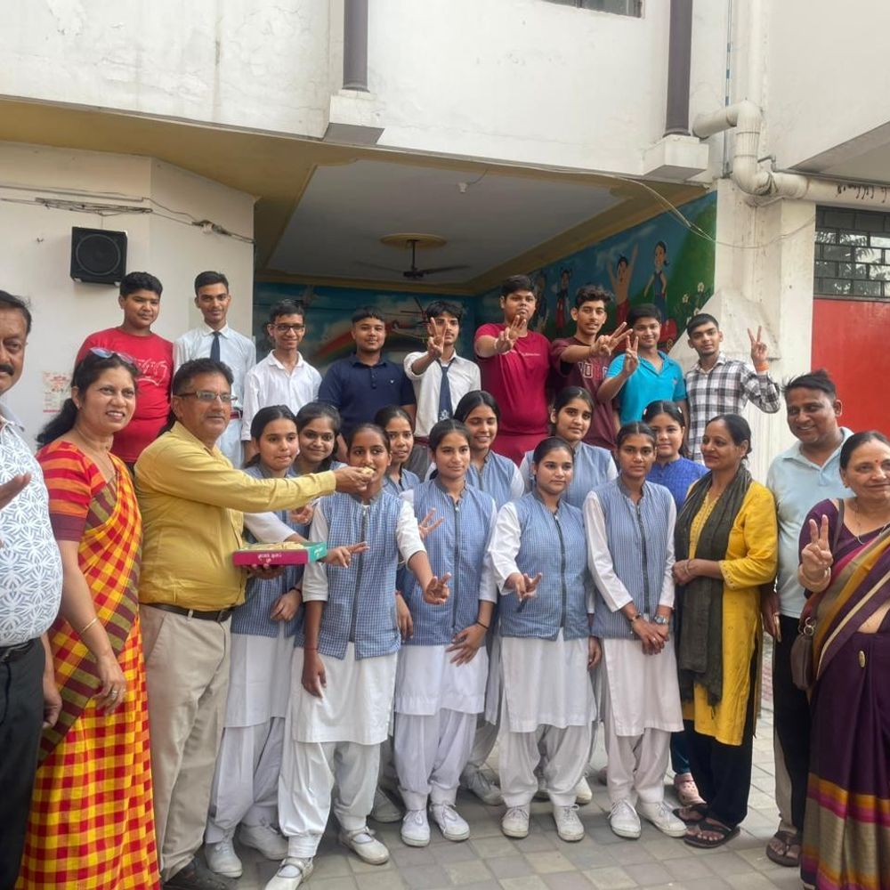 12वी के अनमोल ने हापुड़ में किया जिला टॉप:इंटरमीडिएट परीक्षा में 87.10% रहा परिणाम, असफल छात्रों को निराश न होने की सलाह