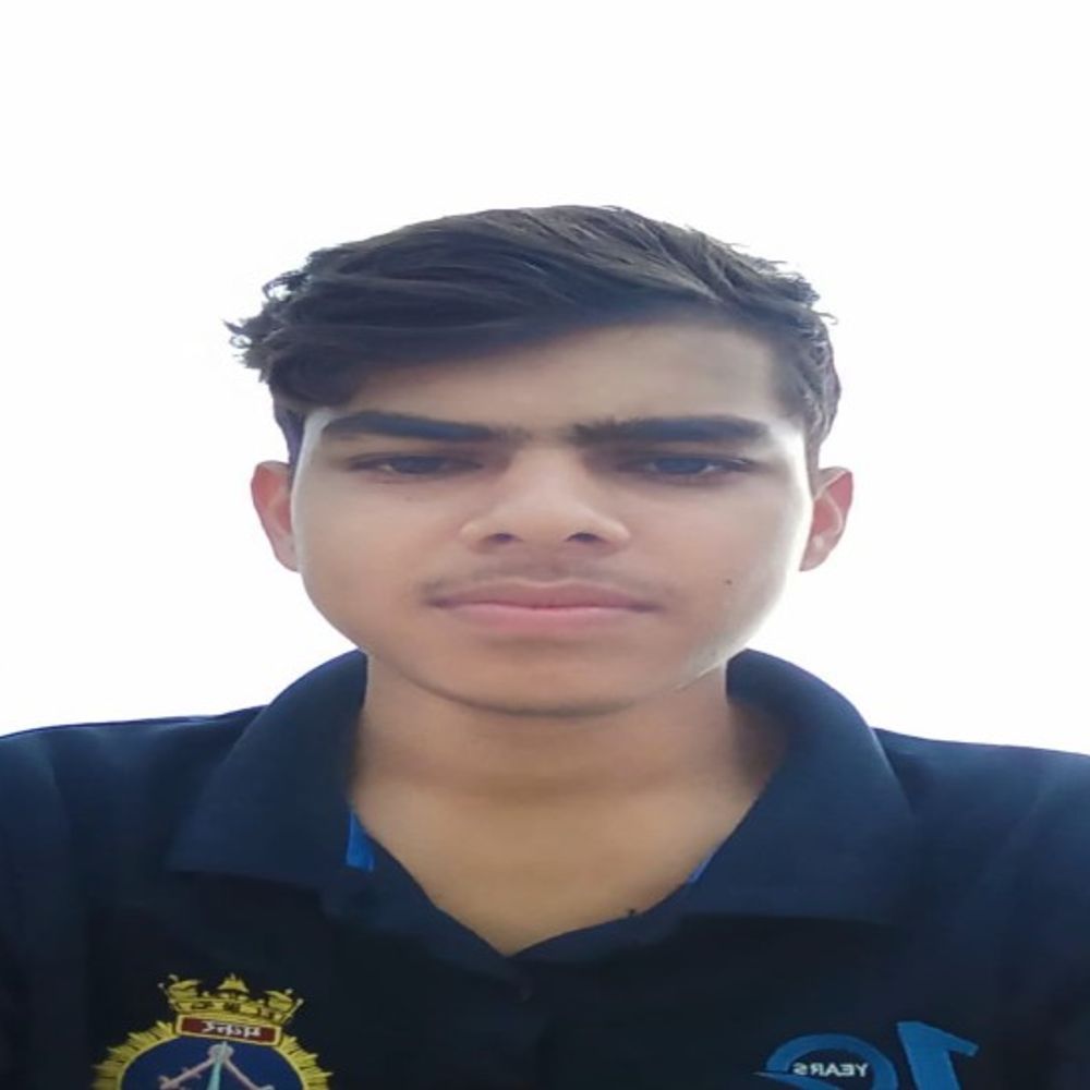 मथुरा के मिनी जामताड़ा से आई अच्छी खबर:किसान के बेटे ने 12th में किया जिला टॉप,कहा खराब माहौल के बीच मिली सफलता