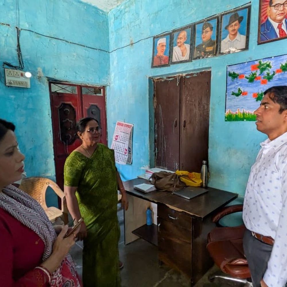 कानपुर देहात में सीडीओ ने राजपुर ब्लॉक का किया निरीक्षण:3 माह से अनुपस्थित ऑपरेटर की सेवाएं समाप्त करने के निर्देश