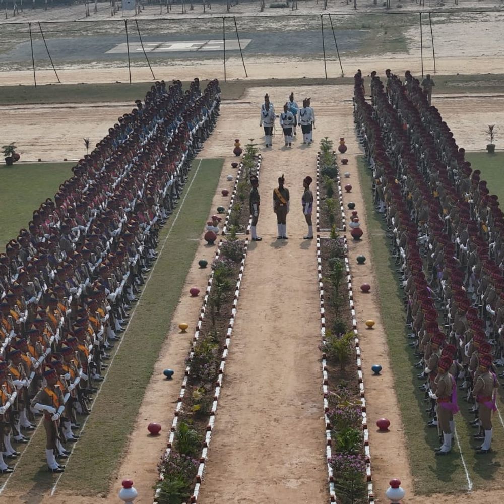 497 रिक्रूट आरक्षियों की पासिंग आउट परेड का ग्रैंड रिहर्सल:एसपी विनीत जायसवाल ने सलामी ली, 26 अप्रैल को होगी फाइनल पासिंग आउट परेड