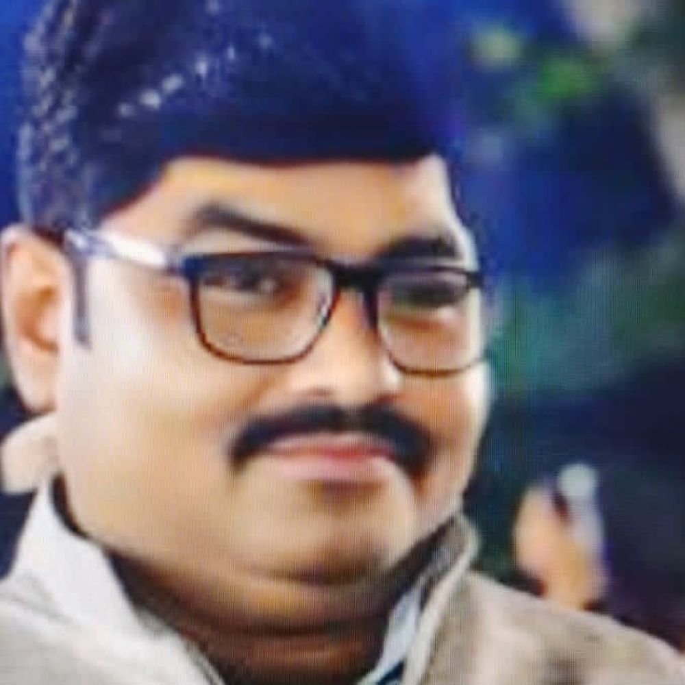 बांदा में सर्राफा व्यापारी को सीने में गोली मारी:दूल थोक मोहल्ले में वारदात, अस्पताल में डॉक्टरों ने मृत घोषित किया