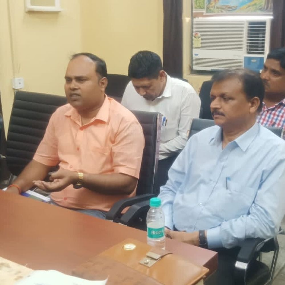 एटा में राष्ट्रीय लोक अदालत 9 मई को:अधिकतम वादों के निस्तारण हेतु प्री-ट्रायल बैठकों में निर्देश