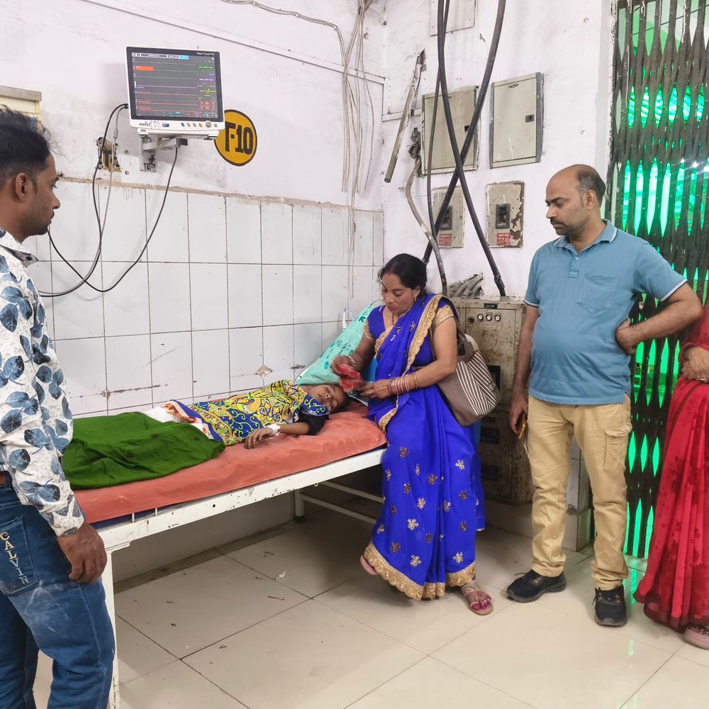 हरदोई में 10 वर्षीय बालिका को गोली मारी:बाइक सवार नकाबपोशों ने किया हमला, एक बाल अपचारी हिरासत में