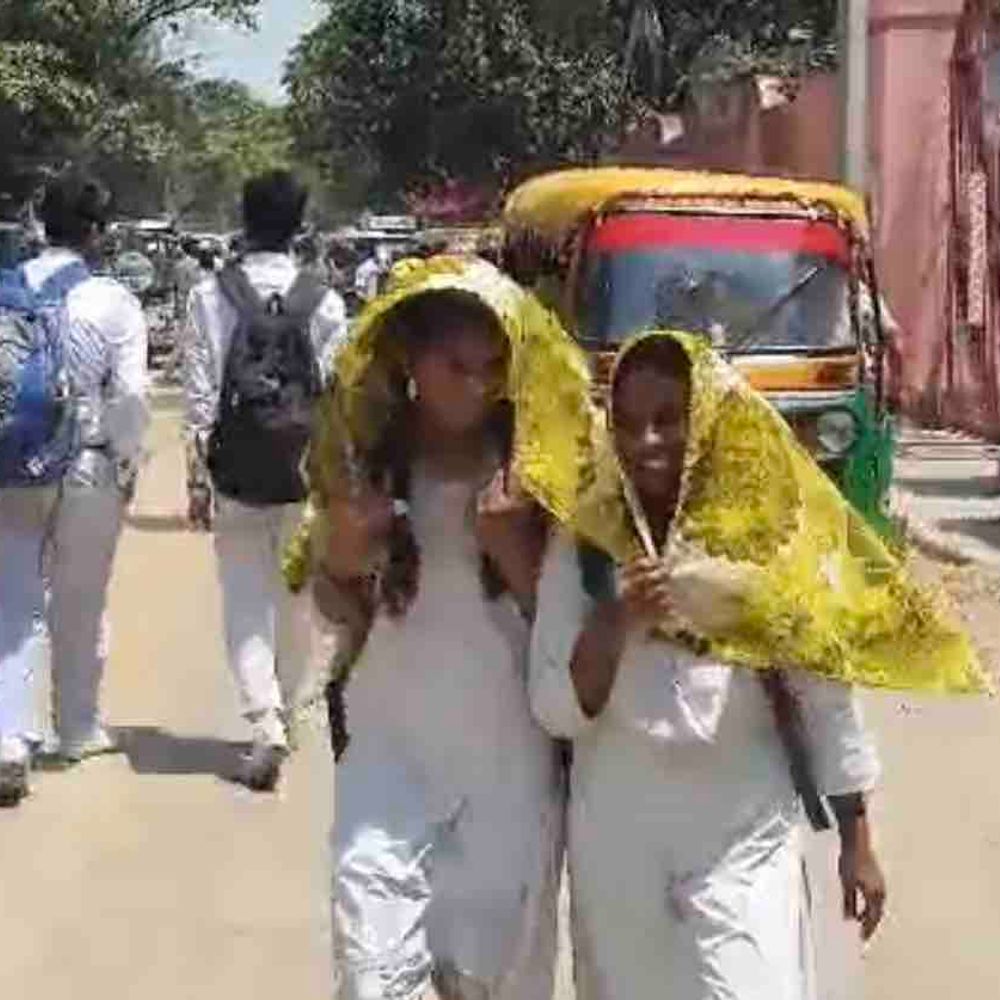 गोरखपुर में गर्मी ने तोड़े रिकॉर्ड:तापमान 42 डिग्री तक पहुंचा, 27-28 को बारिश के आसार