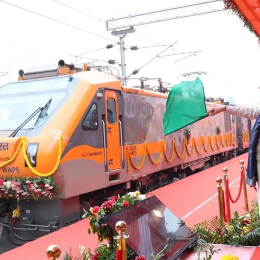 अयोध्या से मुंबई के लिए नई अमृत भारत एक्सप्रेस जल्द:28 अप्रैल को पीएम दिखाएंगे हरी झंडी, लाखों श्रद्धालुओं को मिलेगी सहूलियत