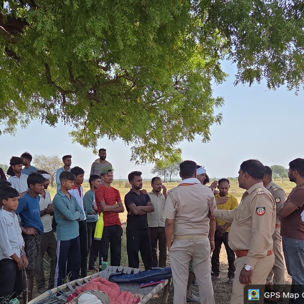 इटावा जंगल में बब्बर शेर दिखने की सूचना से दहशत:ग्रामीणों ने बनाया VIDEO, वन विभाग ने शुरू की जांच, लेपर्ड के पगमार्क मिले