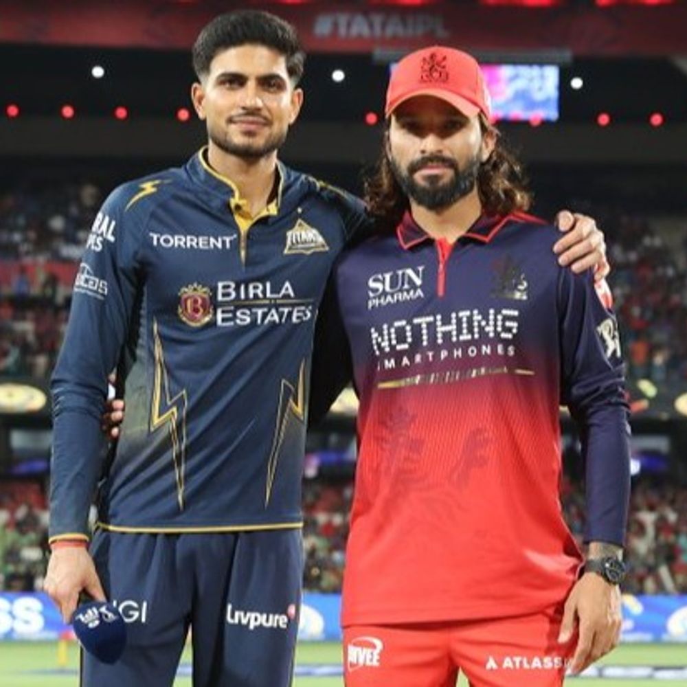 IPL में बेंगलुरु Vs गुजरात:बेंगलुरु ने टॉस जीतकर बॉलिंग चुनी, सॉल्ट की जगह बेथेल खेल रहे; गुजरात ने दो बदलाव किए