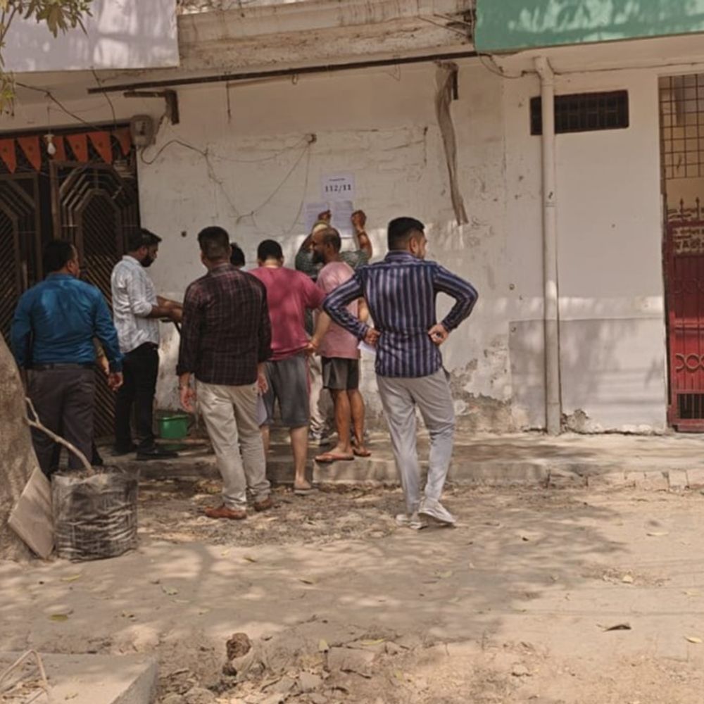 सेंट्रल मार्केट में आवास विकास ने देने शुरू किया नोटिस:सेक्टर 2 में विरोध प्रदर्शन जारी जनप्रतिनिधियों के पहुंचने की आशंका