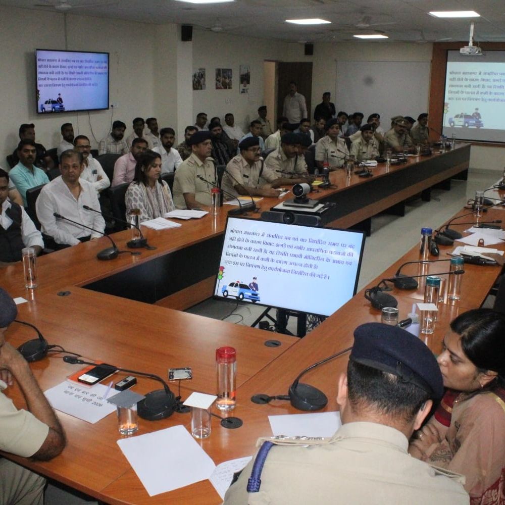 भोपाल में रात 12 बजे तक पब-बार बंद होंगे:  आदेश का उल्लंघन करने पर लाइसेंस निरस्त होंगे; पुलिस कमिश्नर ने दिए निर्देश – Bhopal News