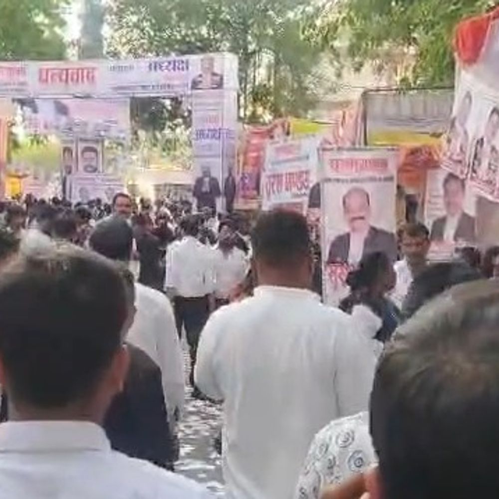 जीएन शुक्ला लखनऊ बार के अध्यक्ष बने:जीतू यादव महामंत्री और मनीष श्रीवास्तव कनिष्ठ उपाध्यक्ष चुने गए