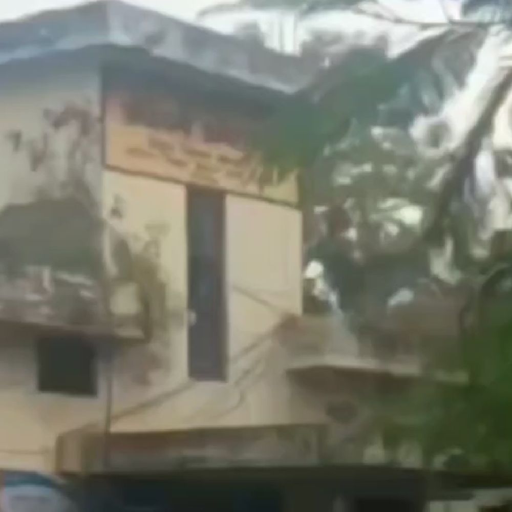 देवरिया में 26 अप्रैल को कचहरी फीडर की बिजली बाधित:सुबह 11 से दोपहर 3 बजे तक रहेगी कटौती, उपभोक्ता होंगे प्रभावित