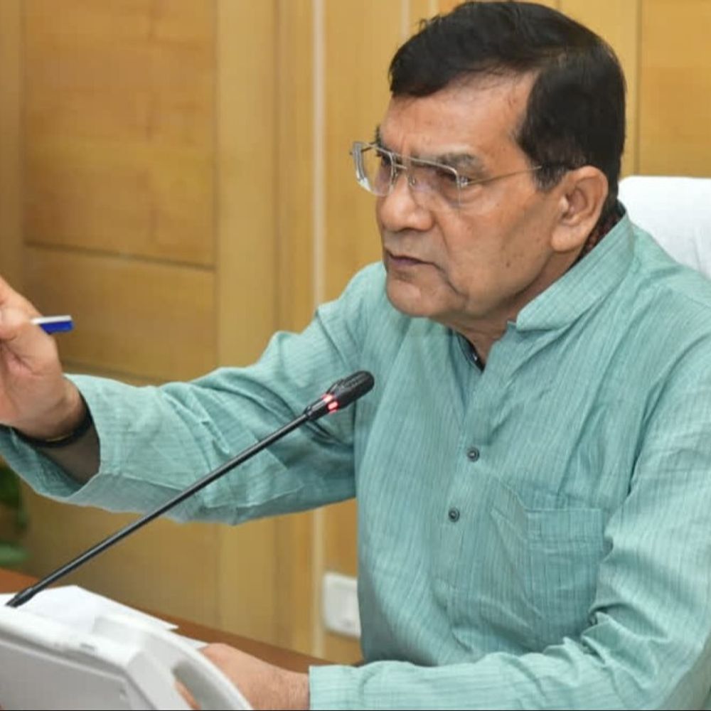 छुट्टी के दिन नहीं होगी बत्ती गुल:वाराणसी में अब 24 घंटे दौड़ेगी बिजली रिपेयरिंग वैन, ऊर्जा मंत्री की चेतावनी- ट्रिपिंग हुई तो अधिकारियों पर गिरेगी गाज