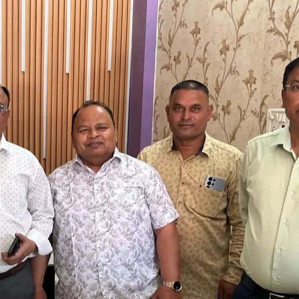 बिना रजिस्ट्रेशन चल रहा था नोडल अधिकारी का अस्पताल:डॉ. अश्वनी पांडेय को हटाने का आदेश, 10 दिन बाद भी कार्यमुक्त नहीं